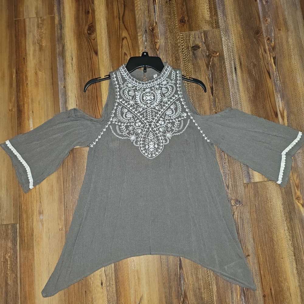 Cold Shoulder Blouse Size Medium